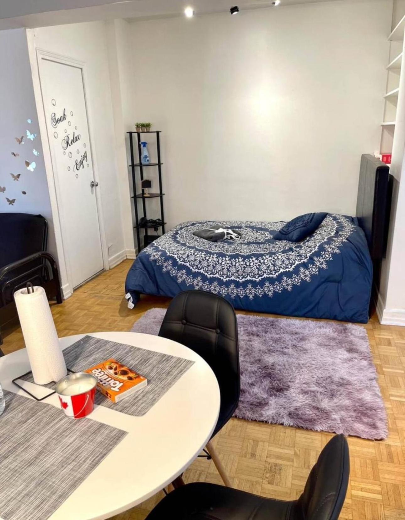 Affordable Cuttie 4 Persons 2 Beds In Downtown Apartment Montreal Bagian luar foto